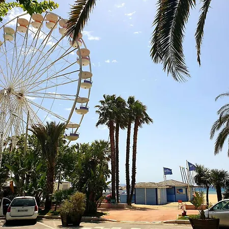 4 Couchages Avec Climatisation Au Lavandou - Fr-1-251-857 Le Lavandou