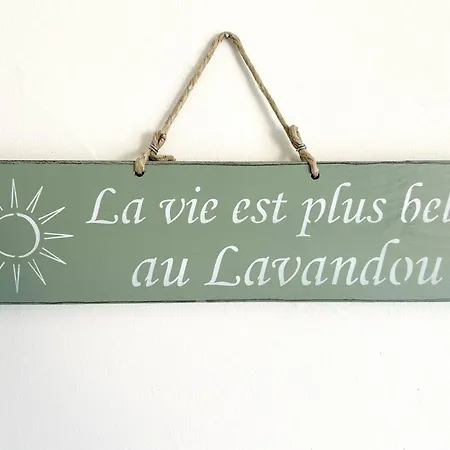 4 Couchages Avec Climatisation Au Lavandou - Fr-1-251-857 * Le Lavandou